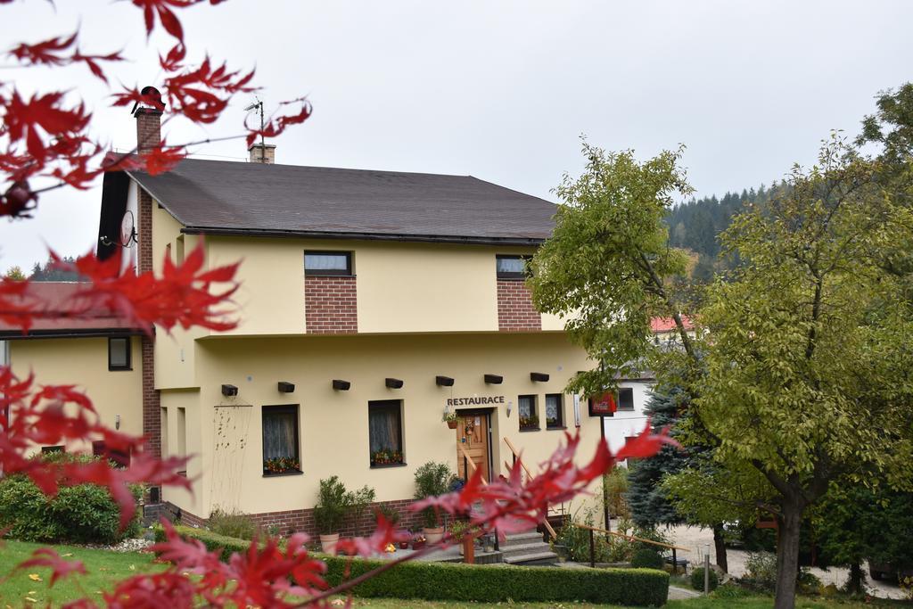 Smržovka 塞维卡旅馆酒店 外观 照片
